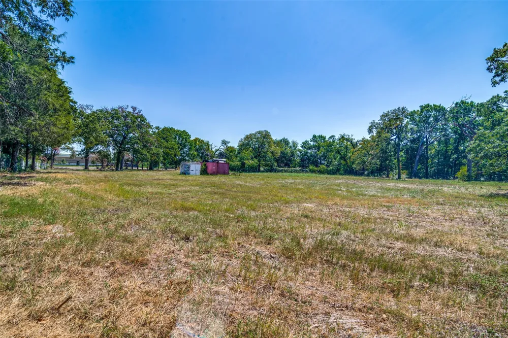 4105 Hickory Tree Road Balch Springs, TX 75180