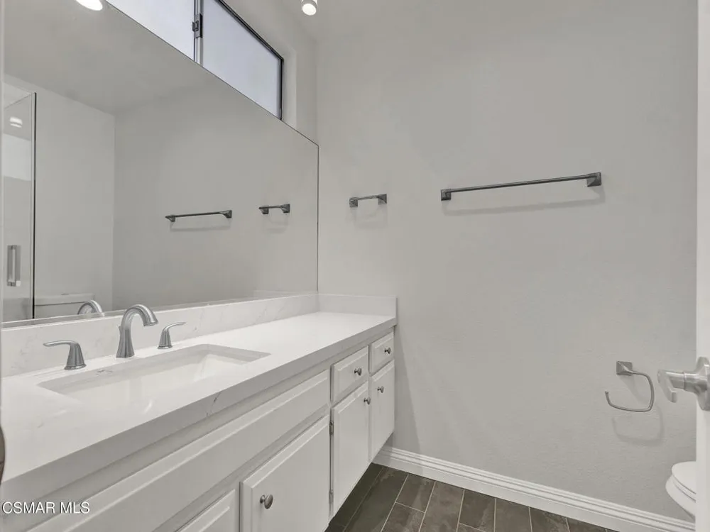 4230 Whitsett Avenue #9 Studio City, CA 91604