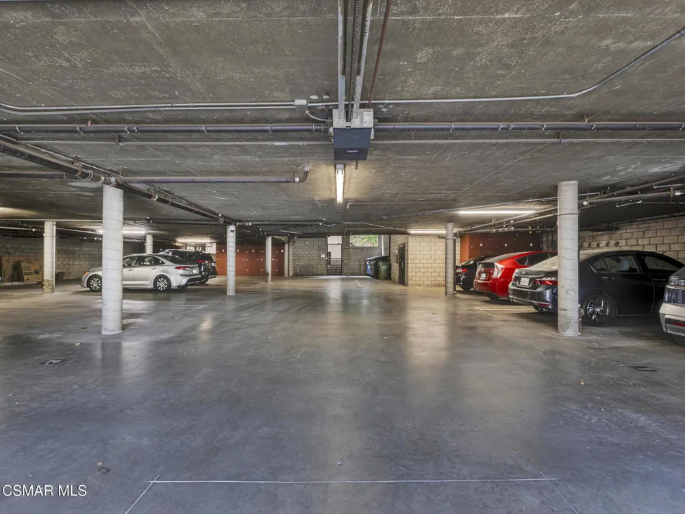 4230 Whitsett Avenue #9 Studio City, CA 91604