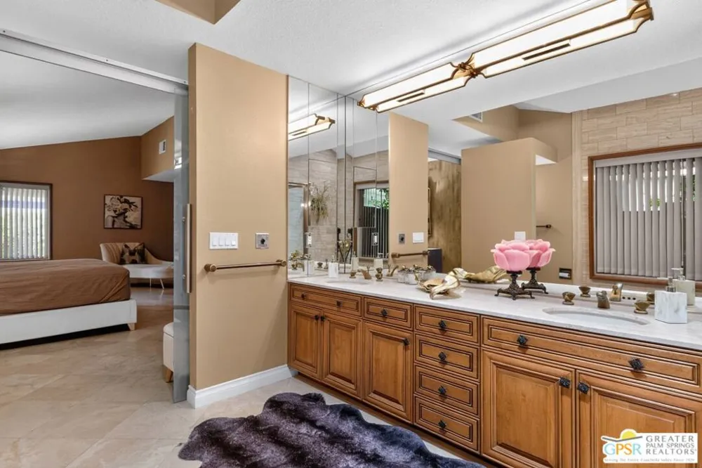216 Kavenish Drive Rancho Mirage, CA 92270