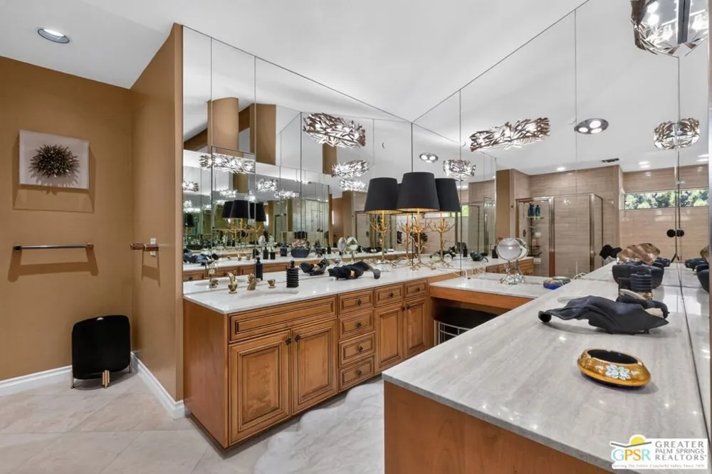 216 Kavenish Drive Rancho Mirage, CA 92270