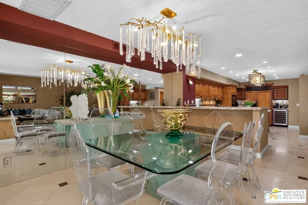 216 Kavenish Drive Rancho Mirage, CA 92270