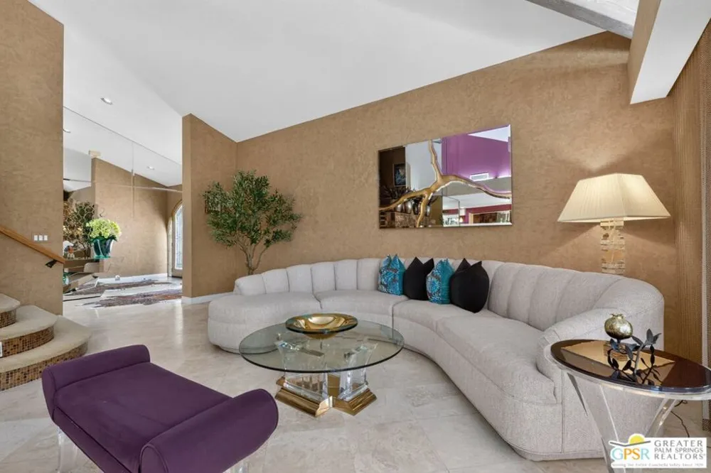 216 Kavenish Drive Rancho Mirage, CA 92270