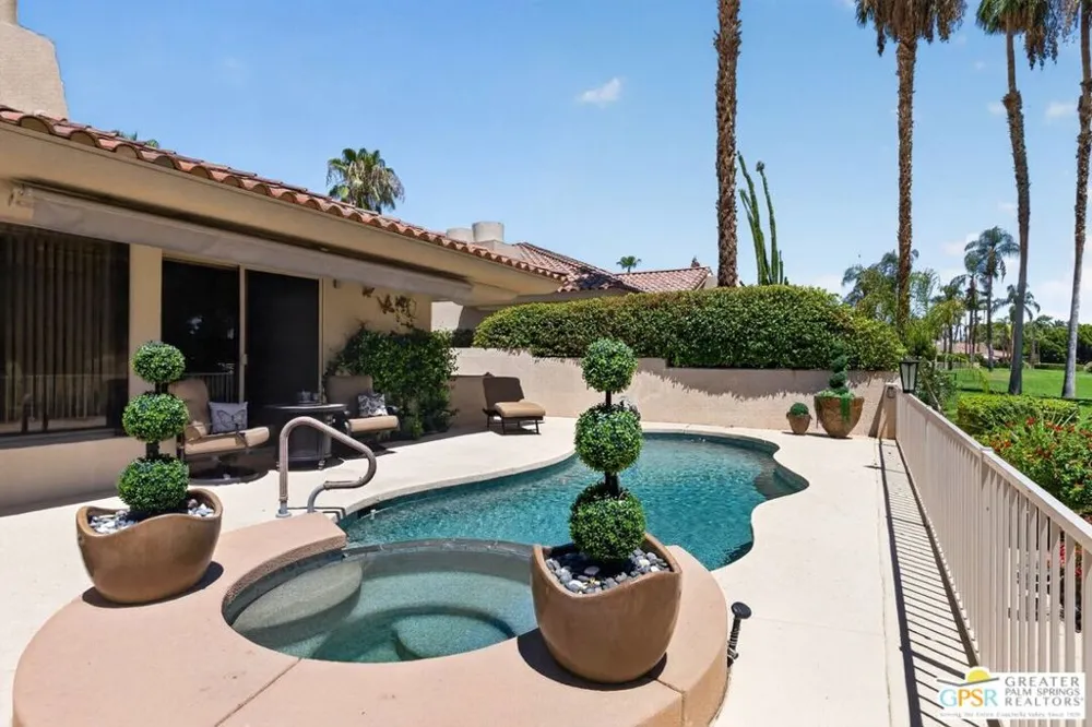 216 Kavenish Drive Rancho Mirage, CA 92270