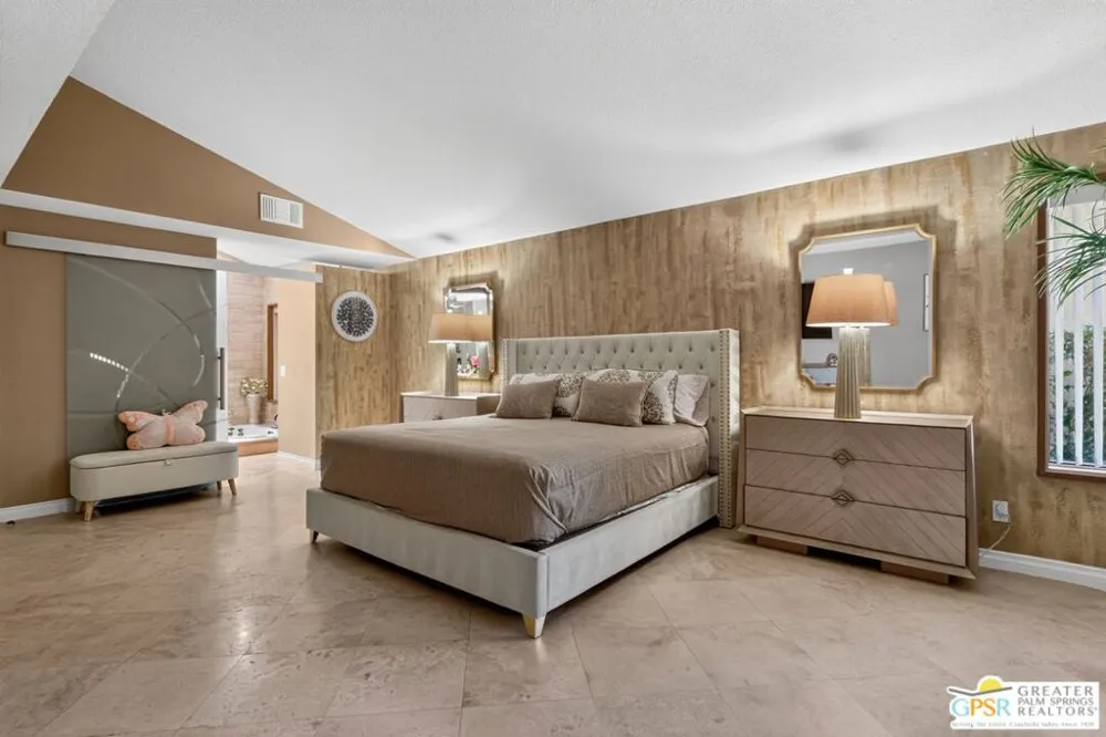 216 Kavenish Drive Rancho Mirage, CA 92270