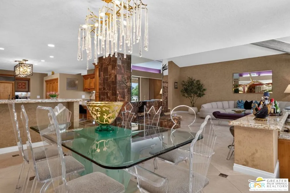 216 Kavenish Drive Rancho Mirage, CA 92270