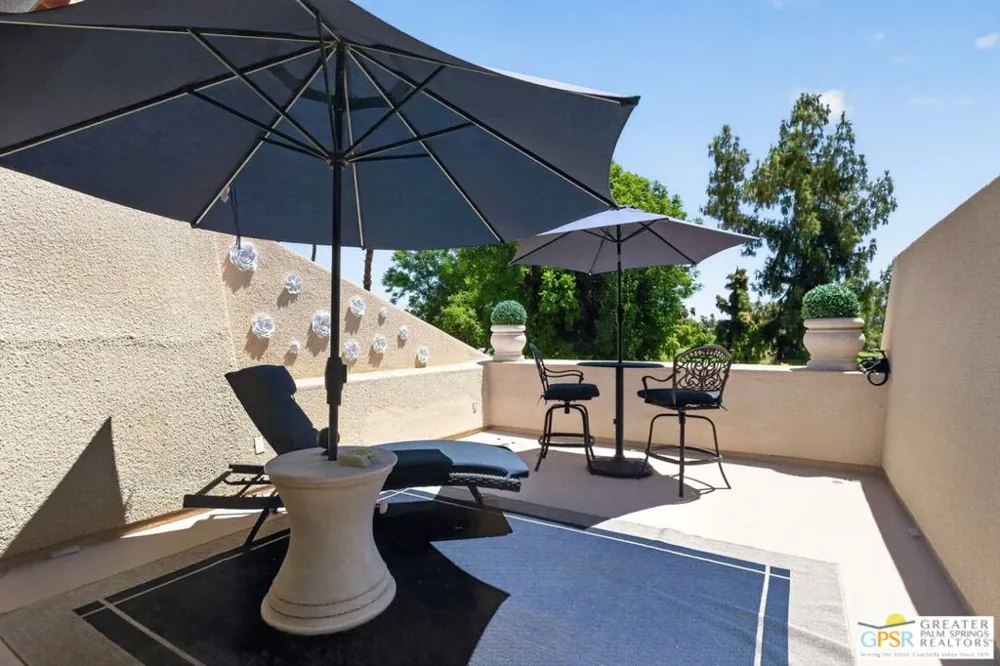 216 Kavenish Drive Rancho Mirage, CA 92270