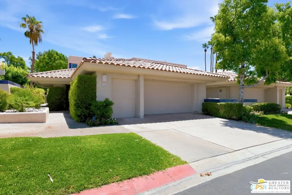 216 Kavenish Drive Rancho Mirage, CA 92270