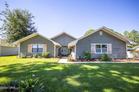215 Moonlight Bay Drive