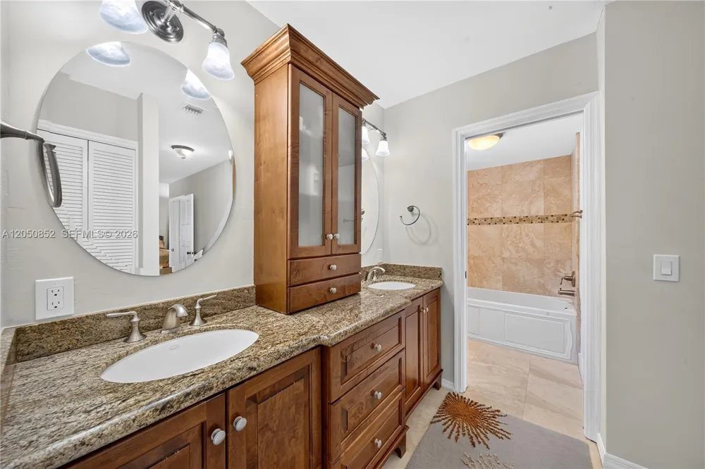 4820 Campo Sano Ct Coral Gables, FL 33146