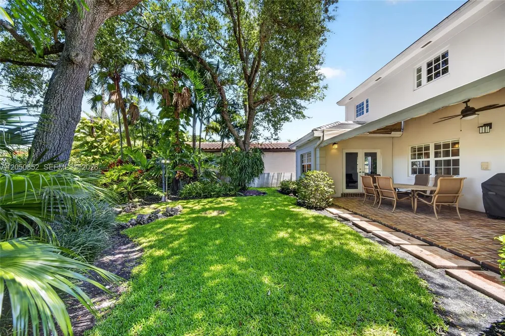 4820 Campo Sano Ct Coral Gables, FL 33146