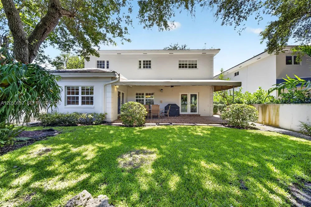 4820 Campo Sano Ct Coral Gables, FL 33146