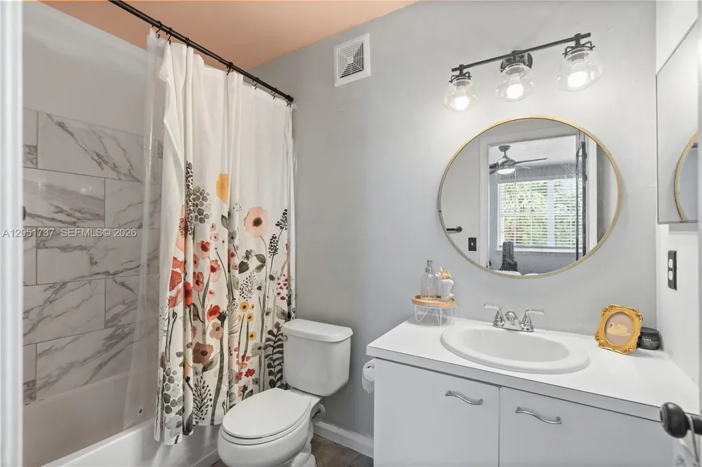 9928 NW 57th Manor Coral Springs, FL 33076