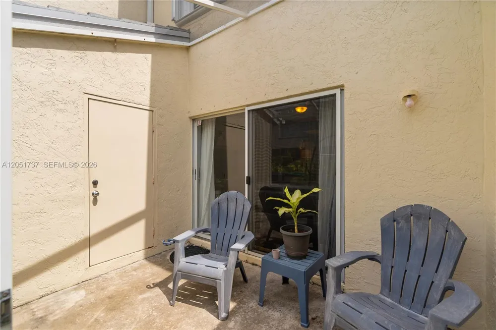 9928 NW 57th Manor Coral Springs, FL 33076