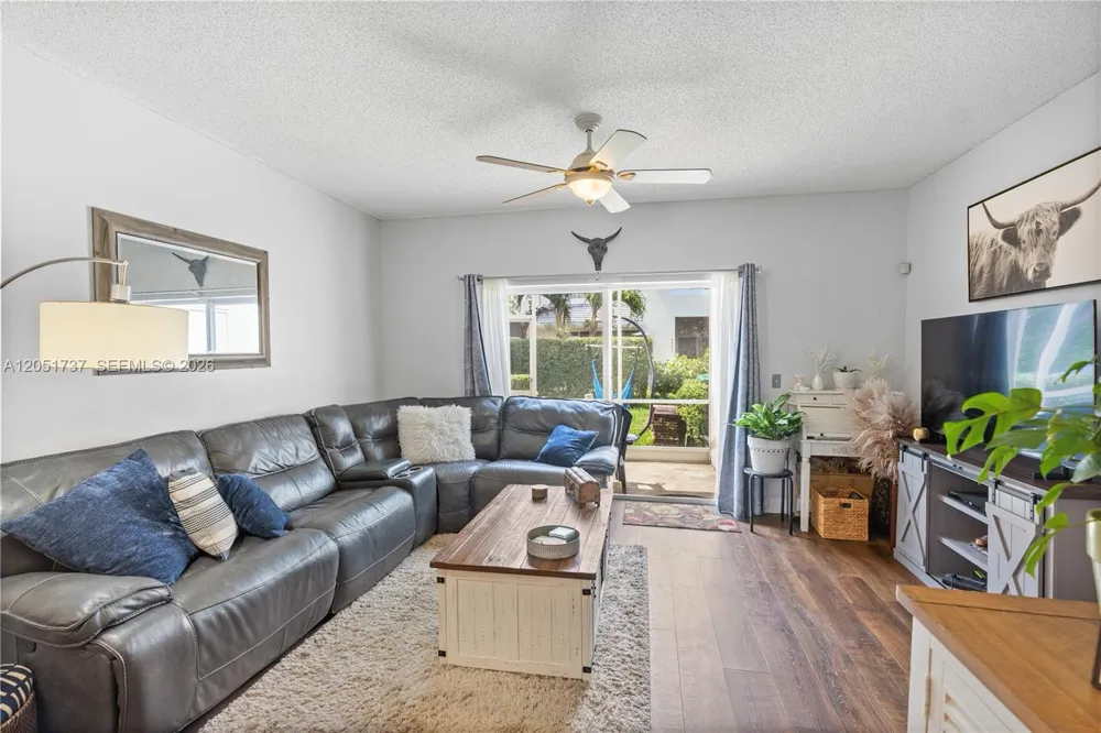 9928 NW 57th Manor Coral Springs, FL 33076