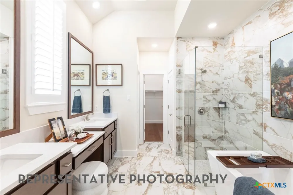 207 Jackson River Loop Kyle, TX 78640