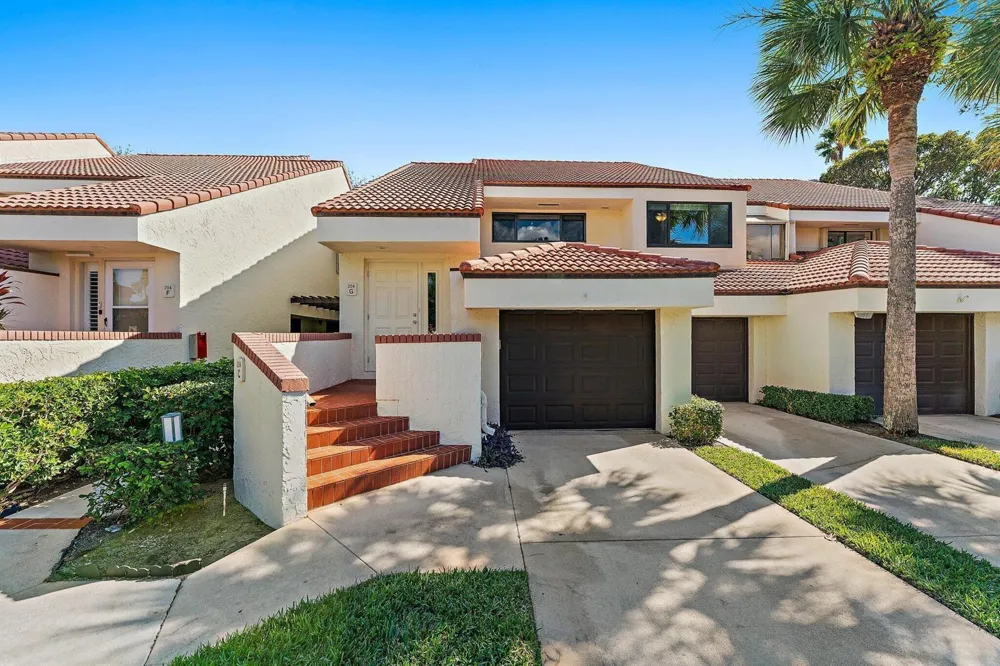 204 Sea Oats Drive #G Juno Beach, FL 33408