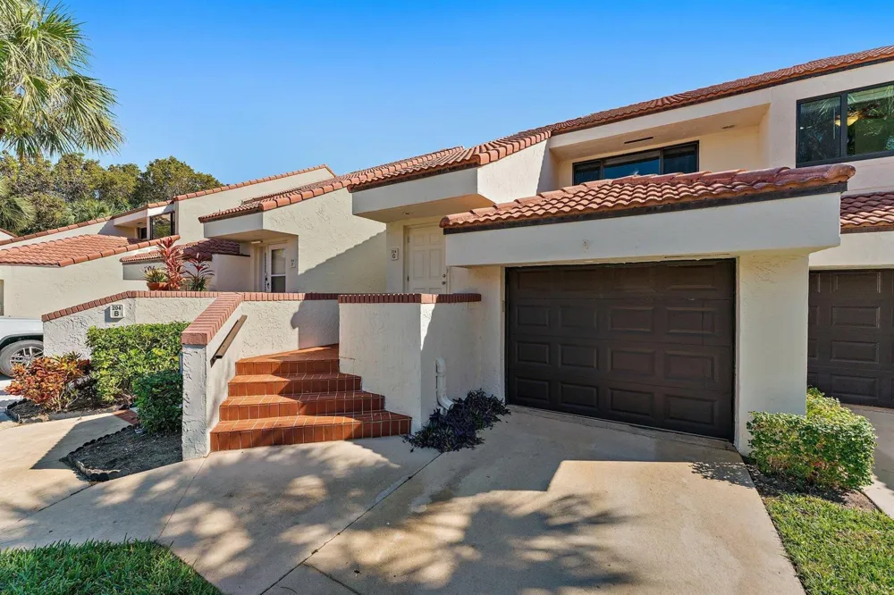 204 Sea Oats Drive #G Juno Beach, FL 33408