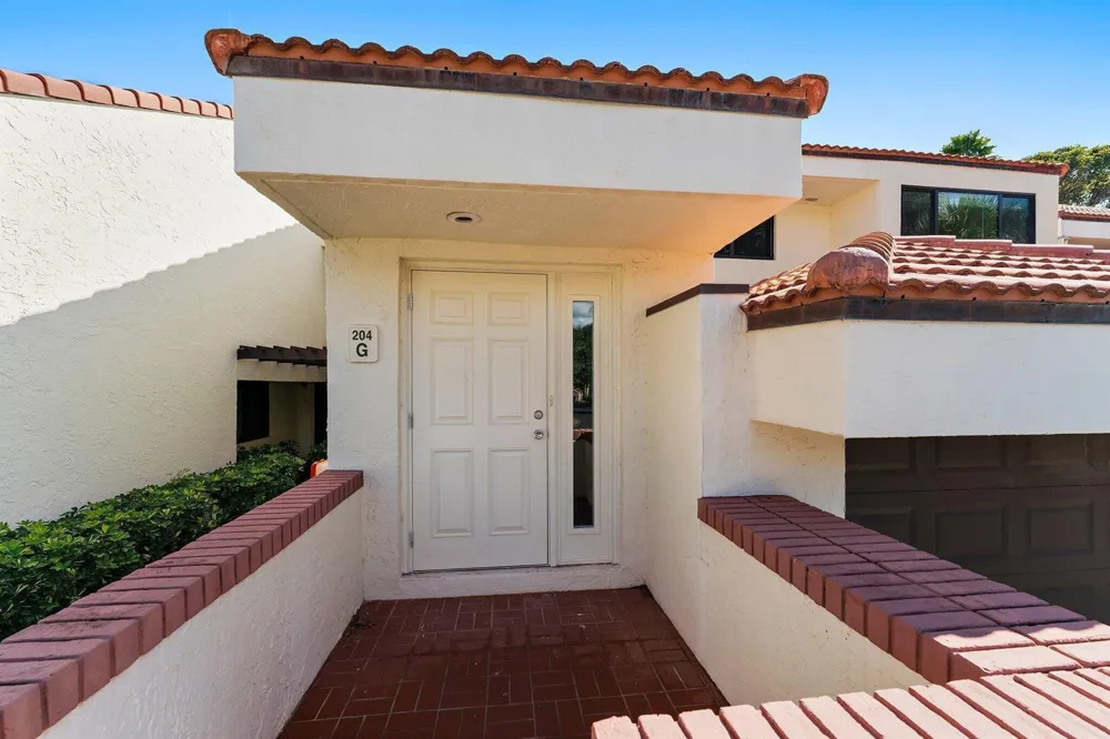 204 Sea Oats Drive #G Juno Beach, FL 33408