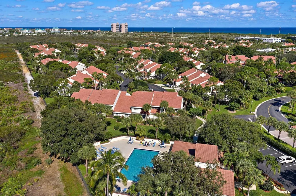 204 Sea Oats Drive #G Juno Beach, FL 33408