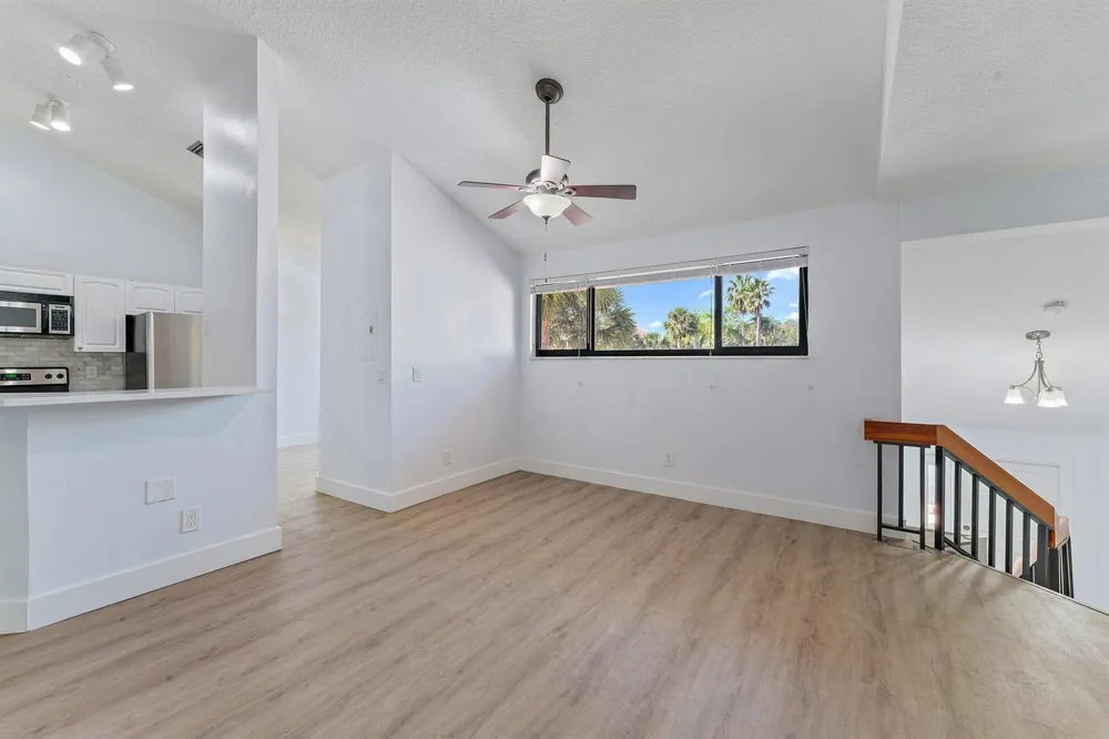 204 Sea Oats Drive #G Juno Beach, FL 33408