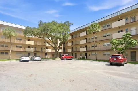 6301 Falls Circle Drive #111