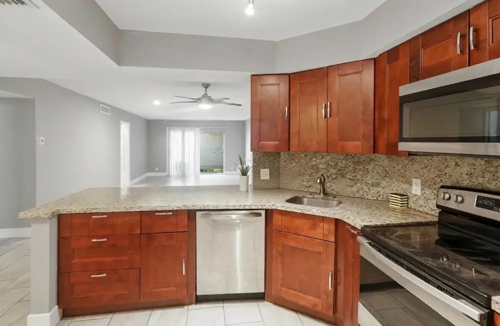 6301 Falls Circle Drive #111 Lauderhill, FL 33319