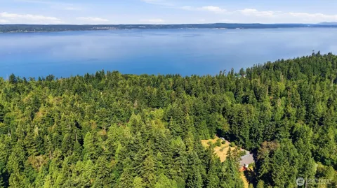 156 XX Lot 1 Marine Drive