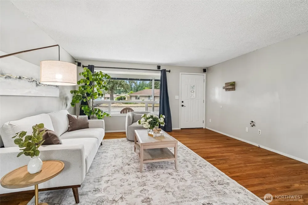 17401 SE 264TH STREET Covington, WA 98042