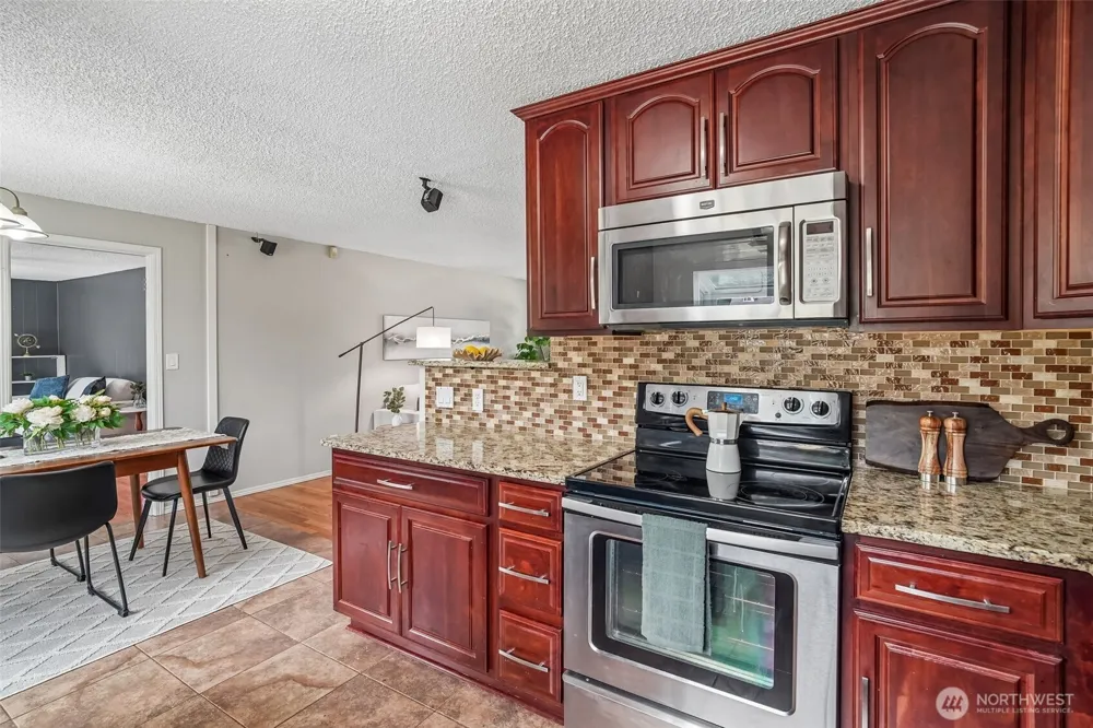 17401 SE 264TH STREET Covington, WA 98042