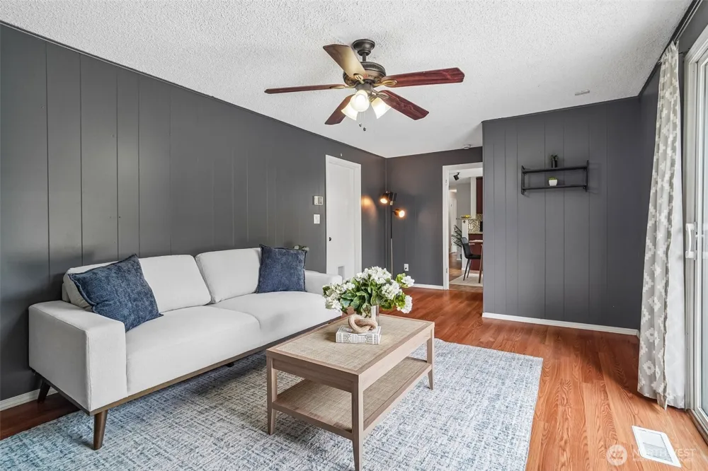 17401 SE 264TH STREET Covington, WA 98042