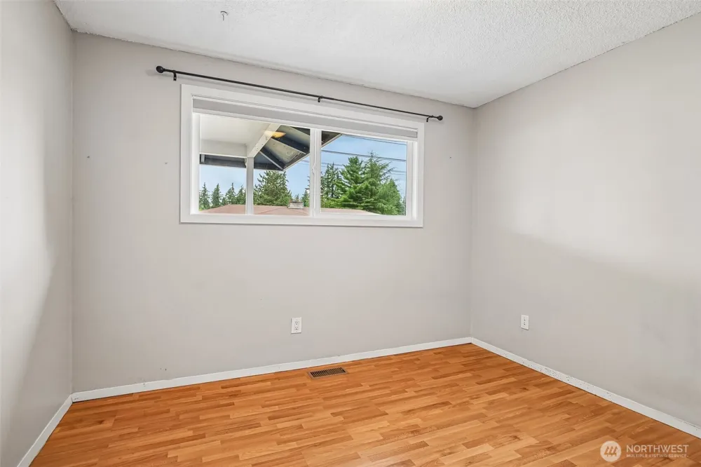 17401 SE 264TH STREET Covington, WA 98042