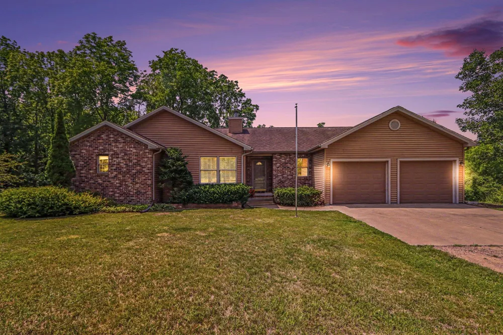 40305 14th Avenue Bloomingdale Township, MI 49026