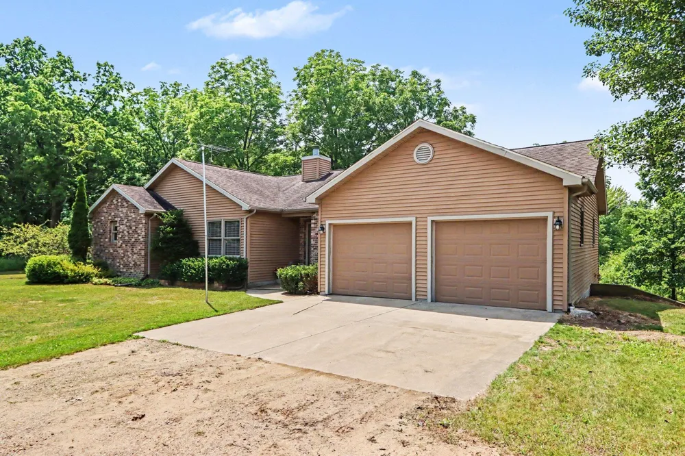 40305 14th Avenue Bloomingdale Township, MI 49026