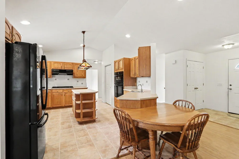 40305 14th Avenue Bloomingdale Township, MI 49026