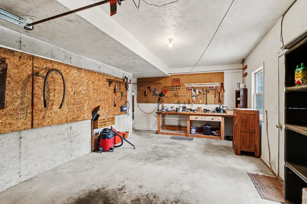 40305 14th Avenue Bloomingdale Township, MI 49026