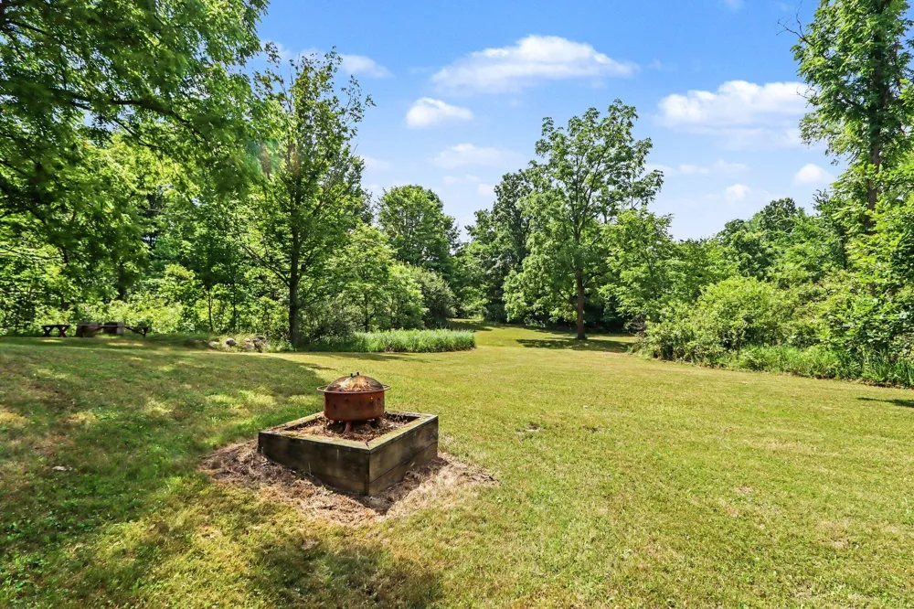 40305 14th Avenue Bloomingdale Township, MI 49026