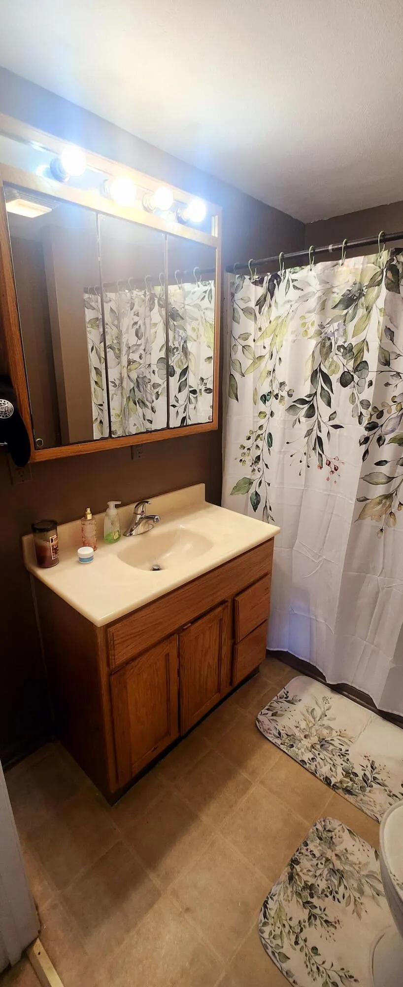 312 Washington Street Nashville Village, MI 49073