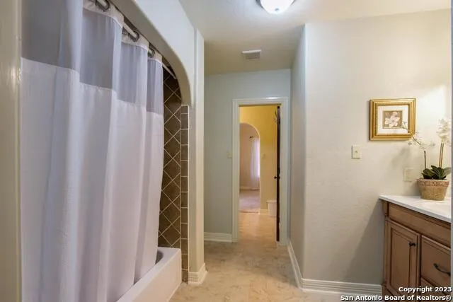 188 CLAYWELL DR Alamo Heights, TX 78209