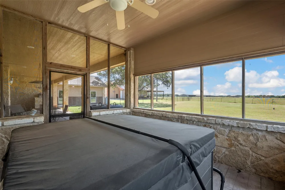 180 Hcr 2224 E Aquilla, TX 76622