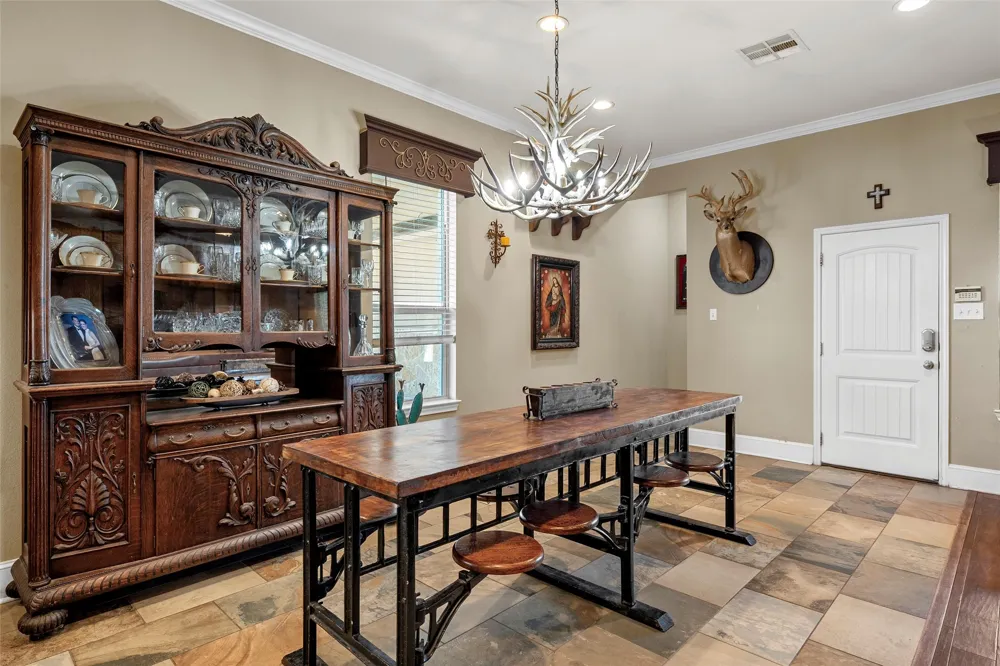 180 Hcr 2224 E Aquilla, TX 76622