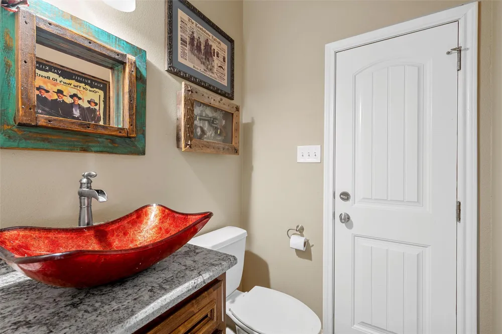 180 Hcr 2224 E Aquilla, TX 76622