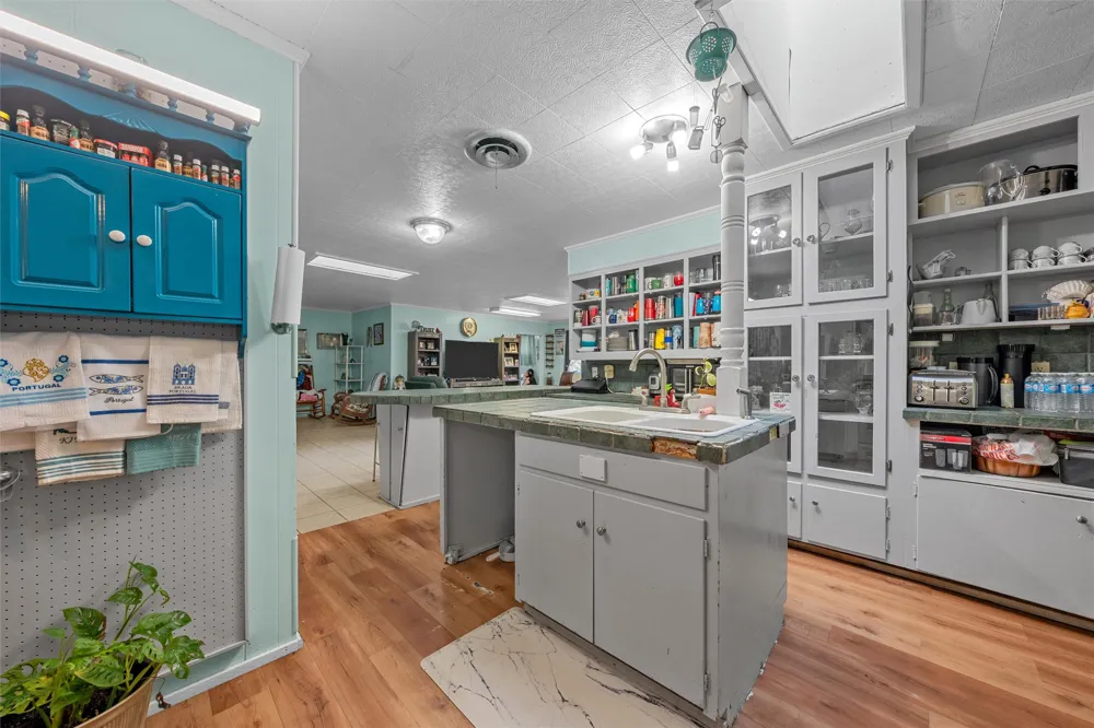 204 Oakland Place Marlin, TX 76661