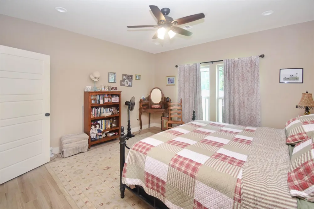 115 Pr 5250 Warren, TX 77664