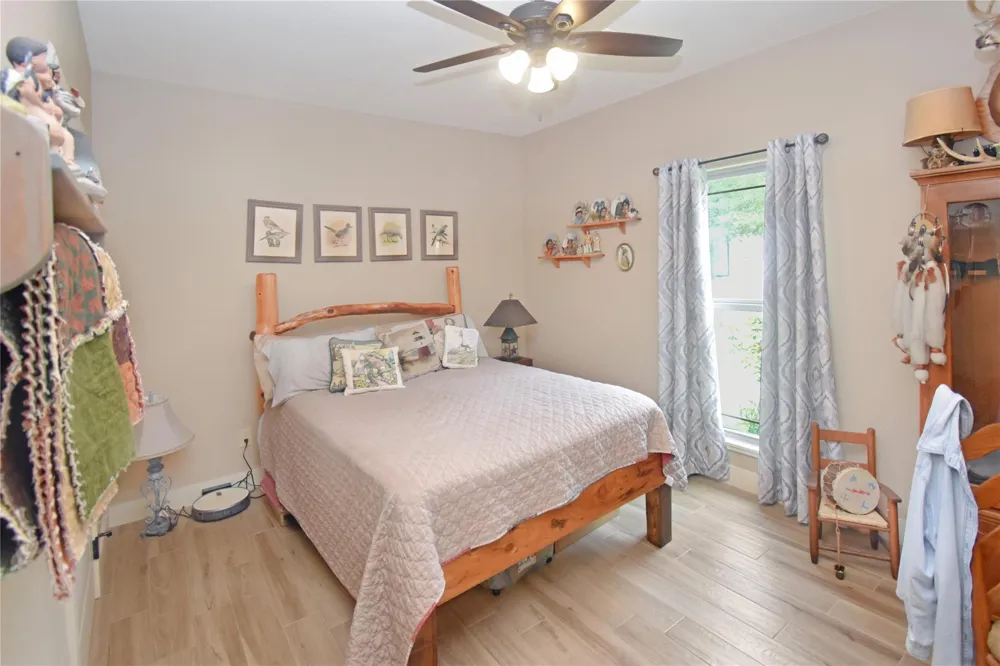 115 Pr 5250 Warren, TX 77664
