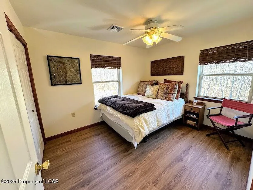 228 PINE VALLEY LANE Hazle, PA 18202