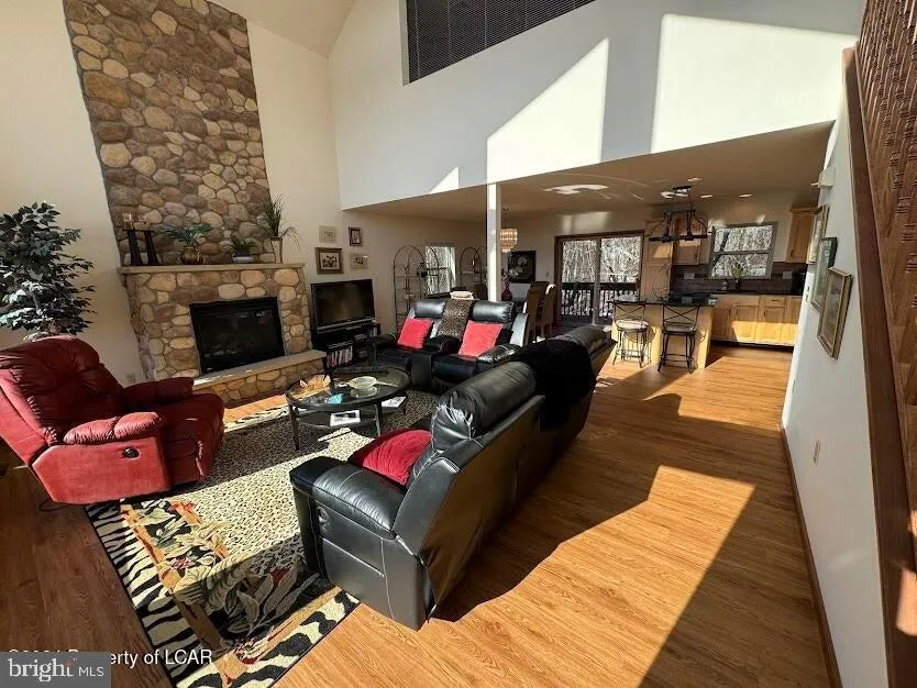 228 PINE VALLEY LANE Hazle, PA 18202