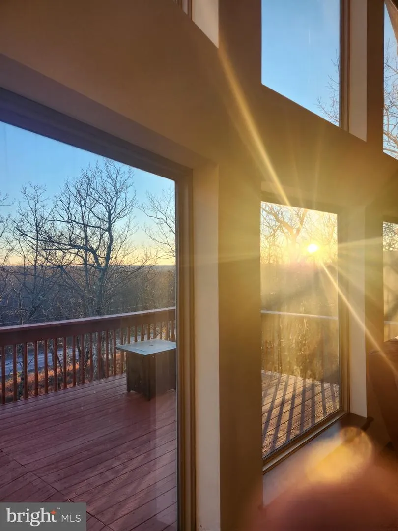 228 PINE VALLEY LANE Hazle, PA 18202