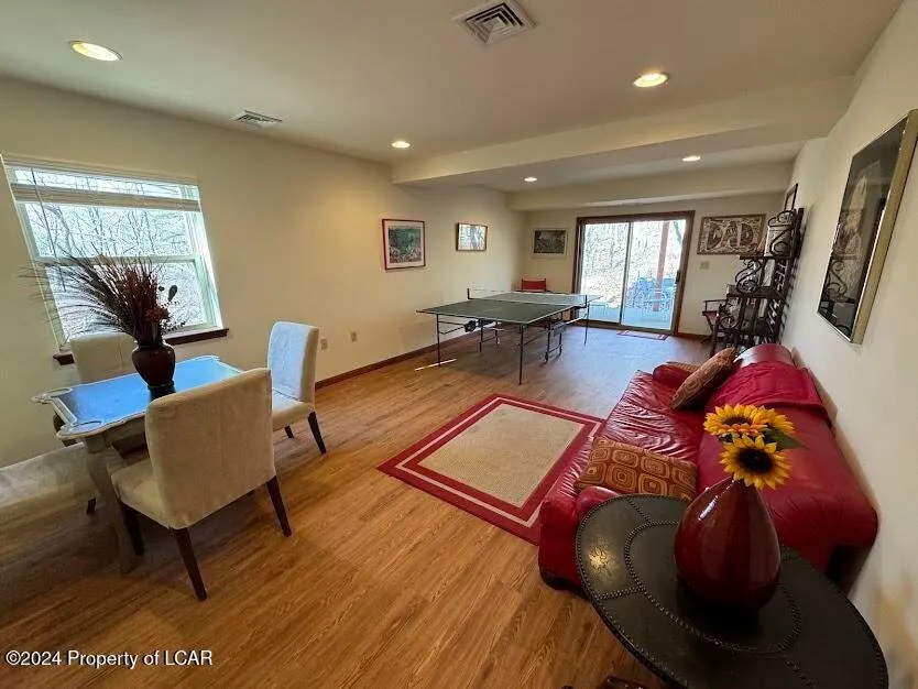 228 PINE VALLEY LANE Hazle, PA 18202