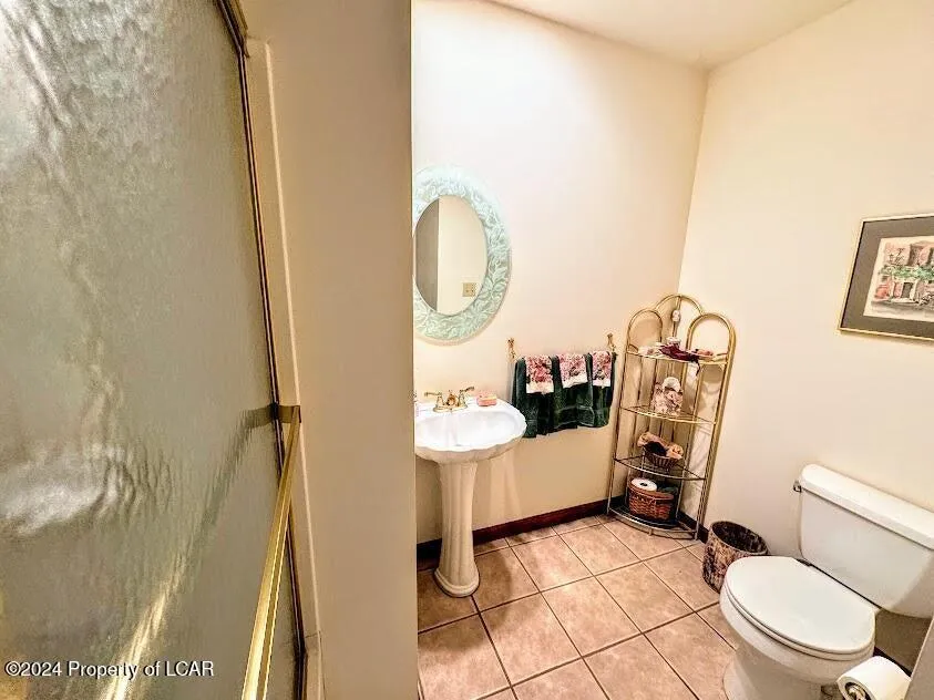 228 PINE VALLEY LANE Hazle, PA 18202